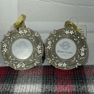 2 Studio Decor CHRISTMAS Mini Ornament Frames 2X2 Photo NEW